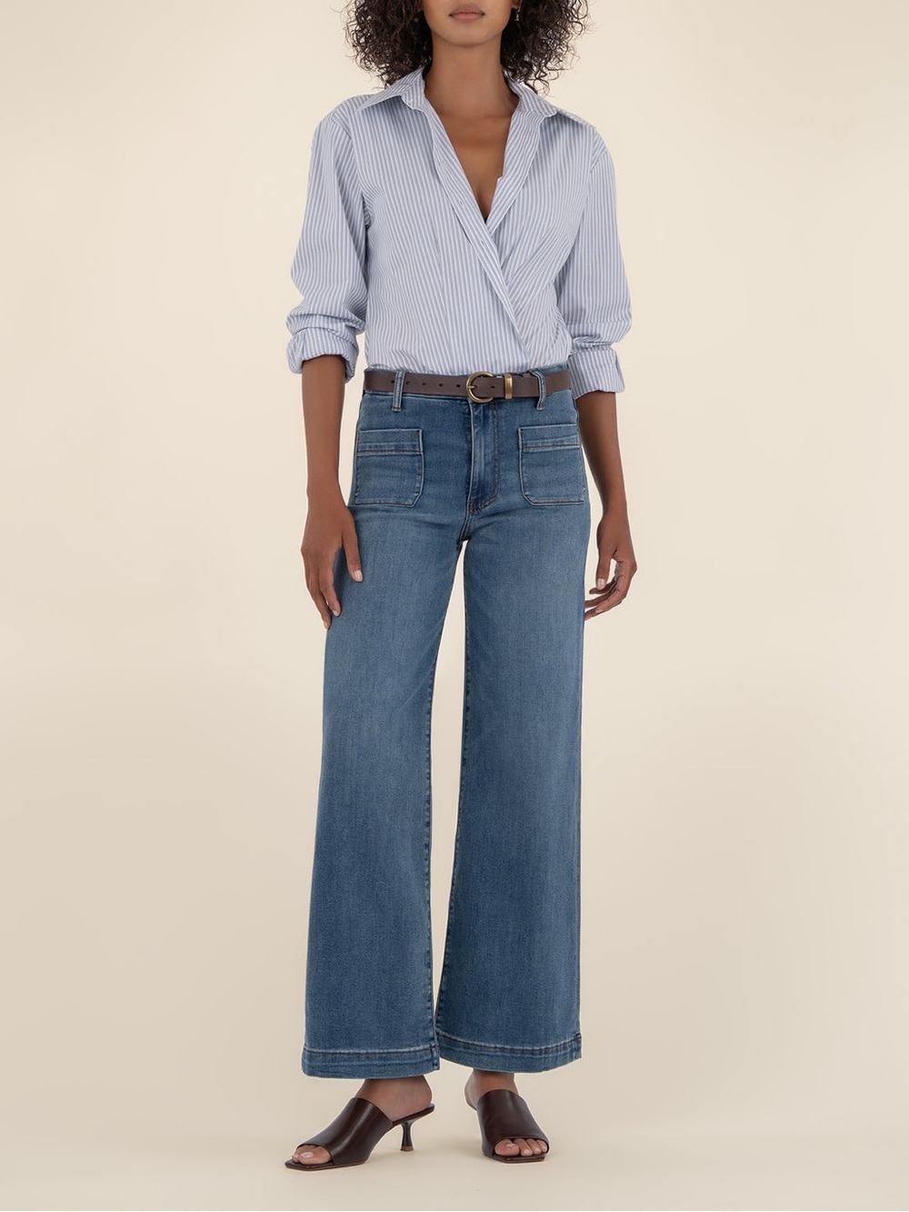 Kut from the Kloth Medium Light Blue Wide-Leg Jeans - Picture 11 of 11